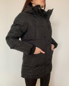 Женский пуховик парка с мехом на зиму фото