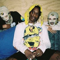 Квадратный платок бандана фото