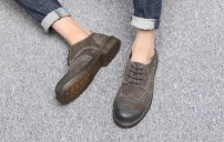 Мужские туфли броги с потертыми носками фото