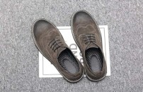 Мужские туфли броги с потертыми носками фото