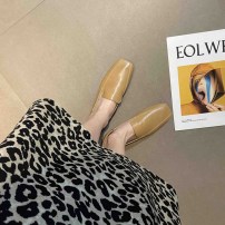 Балетки женские с квадратным носом фото