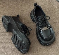 Женские ретро туфли на толстой подошве фото