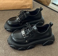 Женские ретро туфли на толстой подошве фото