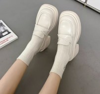 Лоферы в ретро стиле на толстом грубом каблуке фото