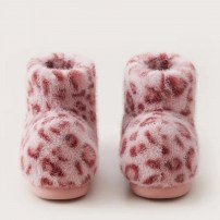 Тапочки-угги chikoku Leopard Pink розовые плюшевые с малиновым леопардовым принтом фото
