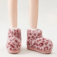 Тапочки-угги chikoku Leopard Pink розовые плюшевые с малиновым леопардовым принтом фото