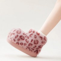 Тапочки-угги chikoku Leopard Pink розовые плюшевые с малиновым леопардовым принтом фото