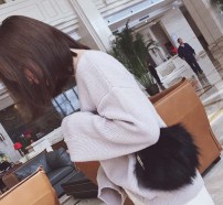 Меховый пушистый клатч фото