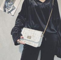 Небольшая шерстяной женский клатч