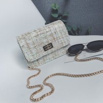 Небольшая шерстяной женский клатч фото