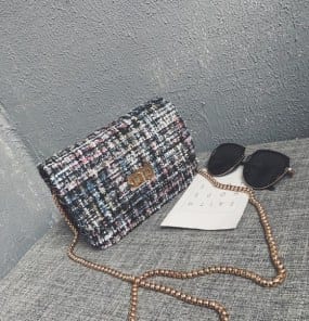 Небольшая шерстяной женский клатч фото