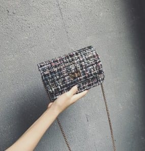 Небольшая шерстяной женский клатч фото