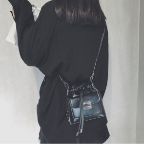 Вместительная сумка на затяжке фото