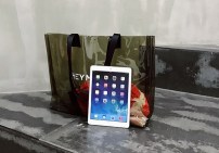 Вместительная прозрачная сумка фото