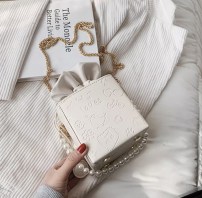 Квадратная мини сумка с мешком внутри фото