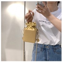 Квадратная мини сумка с мешком внутри фото