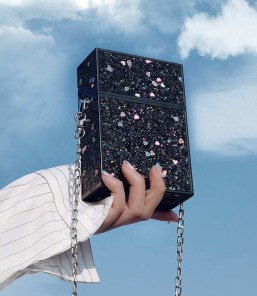 Блестящая сумка квадратная коробка фото