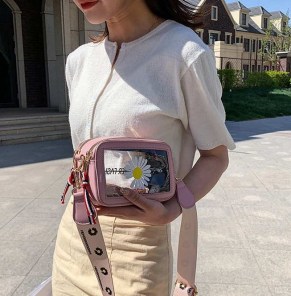 Прозрачная сумка клатч с ромашкой фото