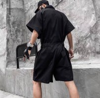 Мужской комбинезон шорты с короткими рукавами и большими накладными карманами фото