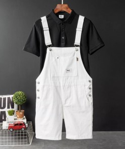 Яркие модные свободные шорты на подтяжках с нагрудным карманом фото