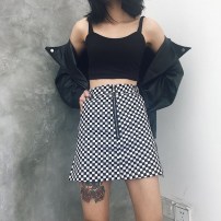 Женская юбка в черно белую клетку фото