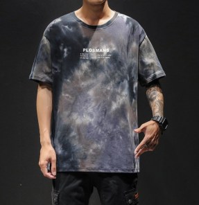 Мужская разноцветная футболка фото