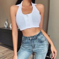 Плотный вязаный топ на пуговицах фото