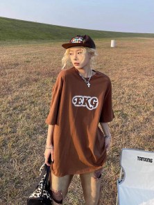 Футболка с серцем на спине фото