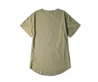 Длинная однотонная футболка мужская фото