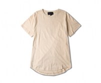 Длинная однотонная футболка мужская фото