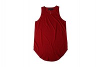 Длинная майка с большим вырезом под мышками фото