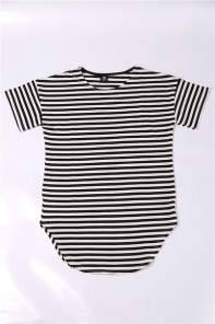 Мужская футболка удлиненная в полоску фото