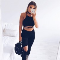 Черная майка топ с тонкими ремнями