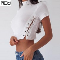 Женские белый топ с боковыми завязками с воротником под горло фото