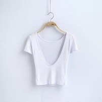 Женская футболка топ с открытой спиной фото