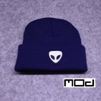 Шапка с инопланетянином фото