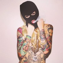 Яркая балаклава фото