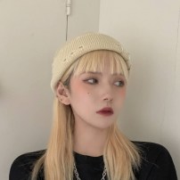 Шапка бини с пирсингом фото