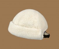 Плюшевая кепка без козырька фото