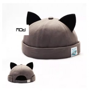 Кепка докер с ушками фото