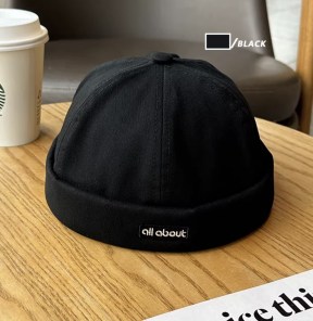 Крутой докер с надписью All About фото