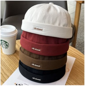 Крутой докер с надписью All About фото