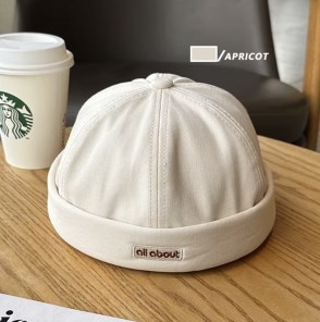 Крутой докер с надписью All About фото