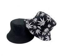 Панама конопля с листьям Cannabis фото