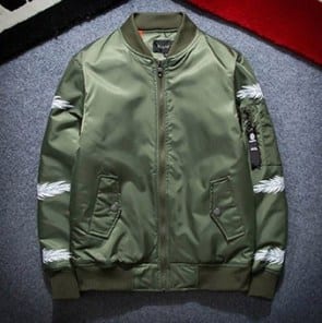 Куртка с изображение на спине фото