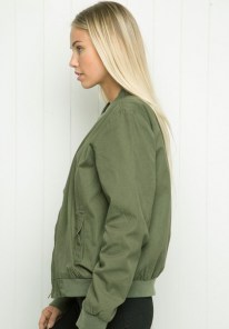 Женская свободная короткая ветровка - кофта фото