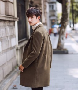 Мужское классическое пальто на одну пуговицу фото