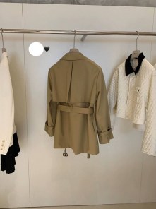 Женский короткий тренч - бежевый и черный фото