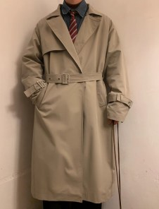 Мужской широкий тренч на одну пуговицу фото