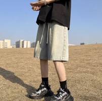 Широкие шорты джинсовые мужские - прямые ретро фото